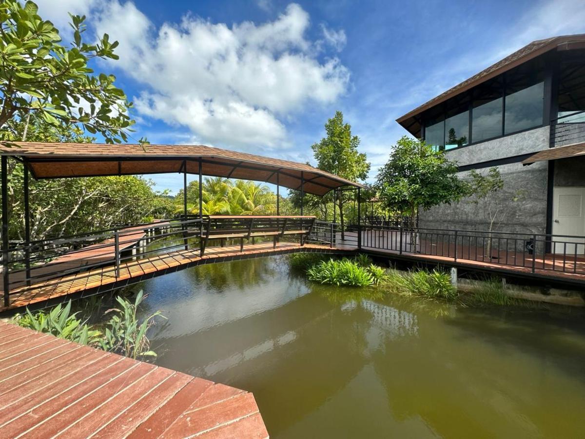 The Beatles Lagoon Chalong Exterior foto