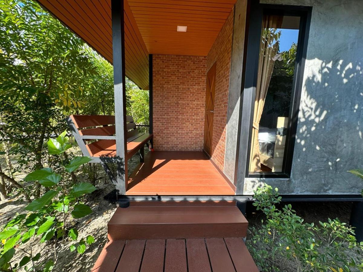 The Beatles Lagoon Chalong Exterior foto