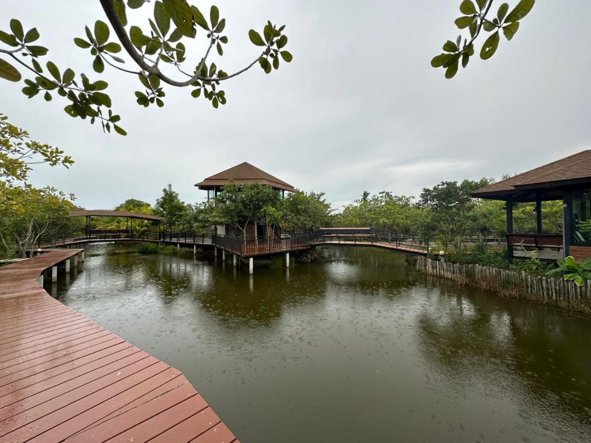 The Beatles Lagoon Chalong Exterior foto